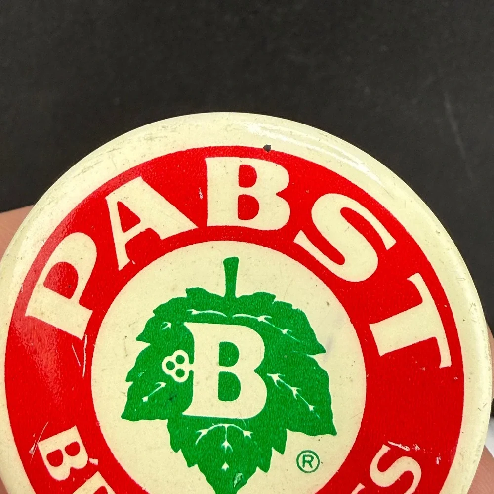 Vintage Pabst Breweries Pinback Button Red Cream Green Hop Leaf Logo